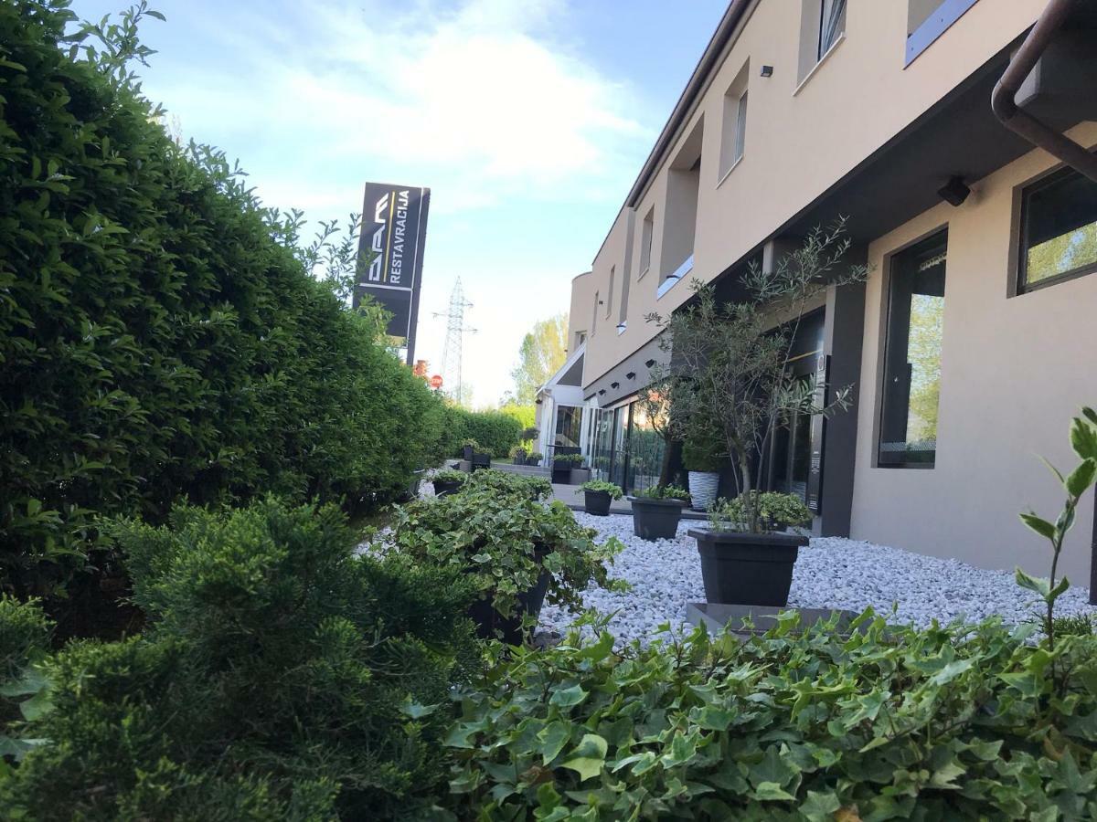 Dam Boutique Hotel & Restaurant Nova Gorica Exterior photo
